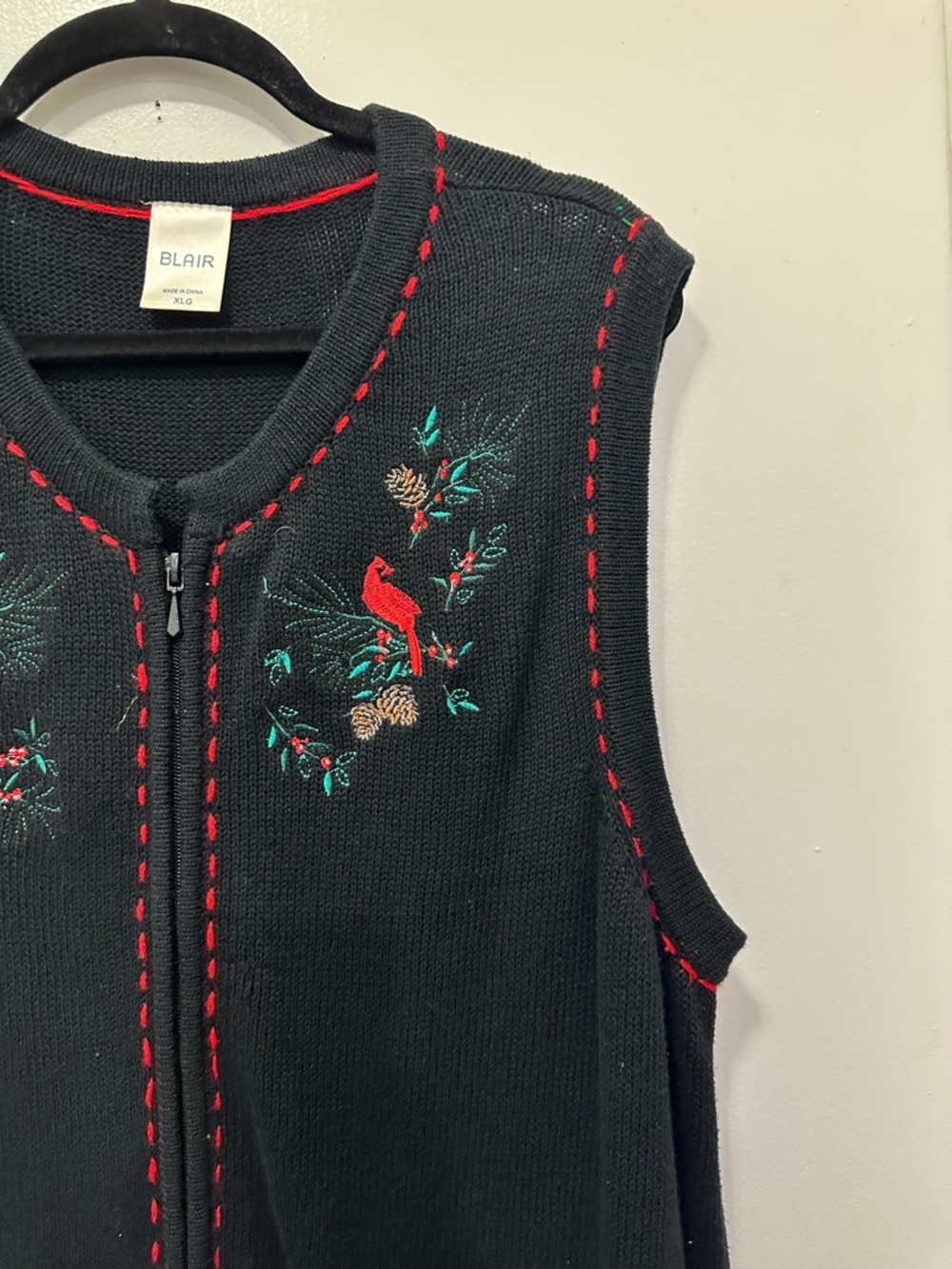 Blair Black Knit Zip-Front Vest with Red Cardinal Embroidery Vintage Sz XL - Picture 2 of 5